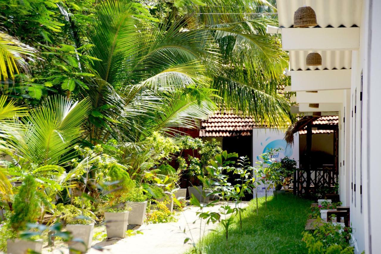 Feel the Waves Hotel Arugam Bay Buitenkant foto